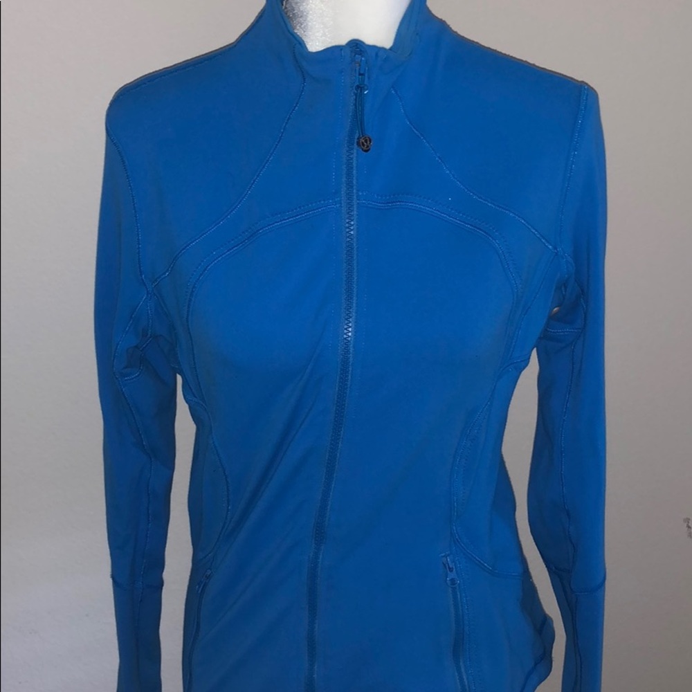 Lulu Lemon Zip up jacket - Light blue. Size 8
